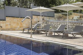 Faros Residence - Adults Only