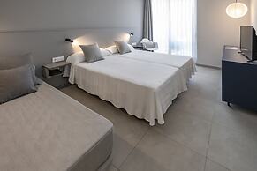 Hotel GHT Sa Riera