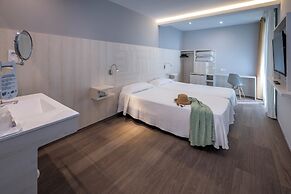 Hotel GHT Sa Riera