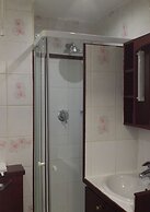 London Continental Hotel