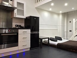 London Continental Hotel