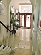 London Continental Hotel