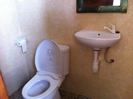 Amed Sari Beach Guesthouse