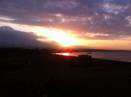 Amed Sari Beach Guesthouse