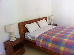 Amed Sari Beach Guesthouse