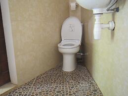 Amed Sari Beach Guesthouse