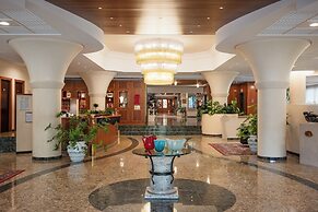 Savoy Beach Hotel & Thermal Spa