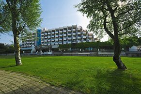 Savoy Beach Hotel & Thermal Spa