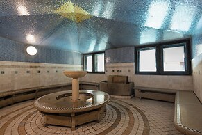 Savoy Beach Hotel & Thermal Spa