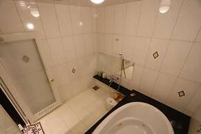 Hotel Sari Resort Takinoyashiro - Adults Only