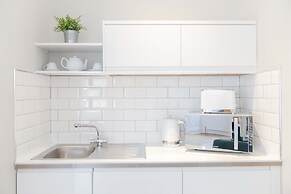 Edinburgh Castle Apartments and Suites