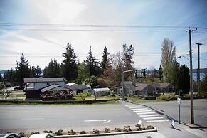 Pacific Point Market & Suites