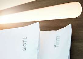 Holiday Inn Express Brisbane Central by IHG