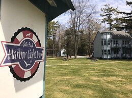 Harbor Light Inn