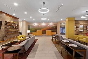 La Quinta Inn & Suites by Wyndham Morgan Hill-San Jose South