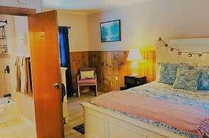 ADK Trail Inn