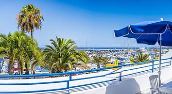 Apartamentos Puerto Colon Club