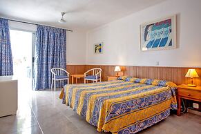 Apartamentos Puerto Colon Club