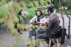 Arro Khampa by Zinc Journey Lijiang