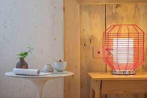 Arro Khampa by Zinc Journey Lijiang