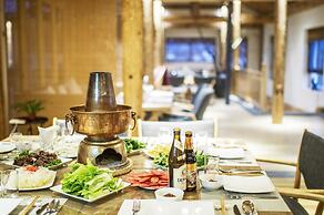 Arro Khampa by Zinc Journey Lijiang