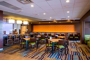 Fairfield Inn & Suites by Marriott Lincoln Southeast