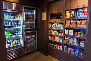 Fairfield Inn & Suites by Marriott Lincoln Southeast