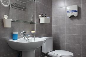 Bunk Guest House - Hostel