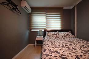 Bunk Guest House - Hostel