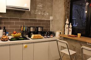 Bunk Guest House - Hostel