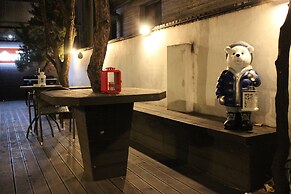 Bunk Guest House - Hostel