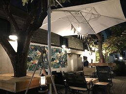 Bunk Guest House - Hostel