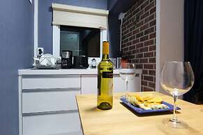 Bunk Guest House - Hostel