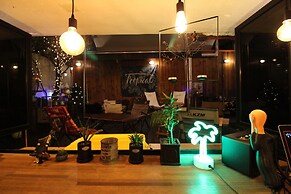 Bunk Guest House - Hostel