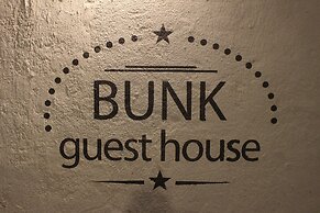 Bunk Guest House - Hostel