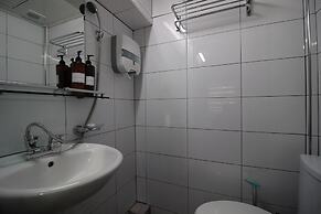 Bunk Guest House - Hostel