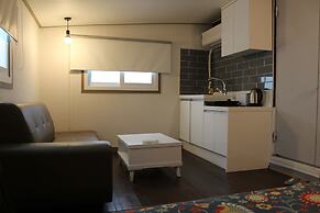 Bunk Guest House - Hostel