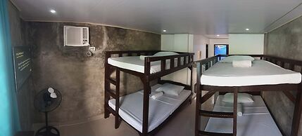 Lola's Lodge