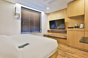 Jongno Makers X Pretty Hotel