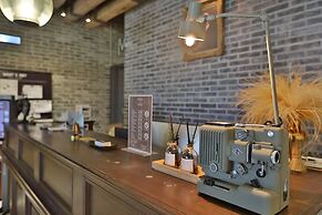 Jongno Makers X Pretty Hotel