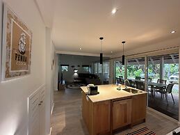 Residence Moorea Sunset Beach