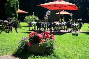 Hotel zum Taufstein