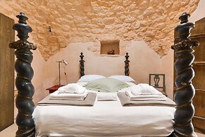 Trulli di Monte Reale