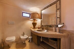 Trulli di Monte Reale