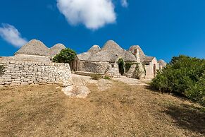 Trulli di Monte Reale