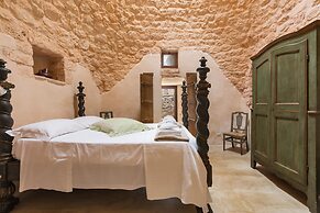 Trulli di Monte Reale