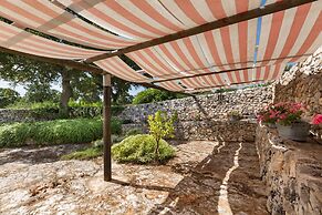 Trulli di Monte Reale