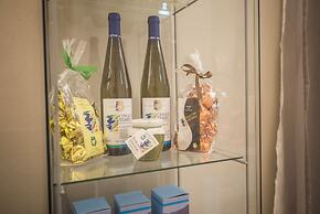 Cinque Terre Gateway