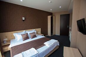 Hotel Voyager