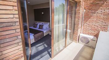 Hotel Voyager